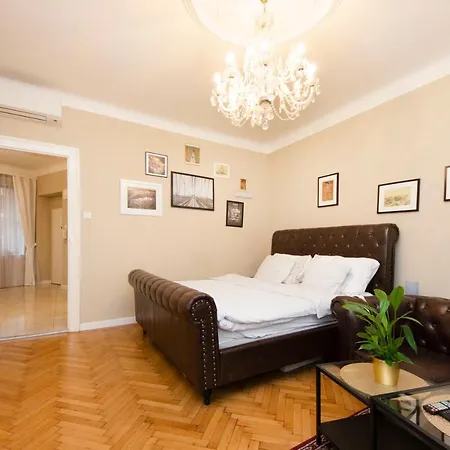 Apartmán Classy Old Town Dostojevskeho Rad